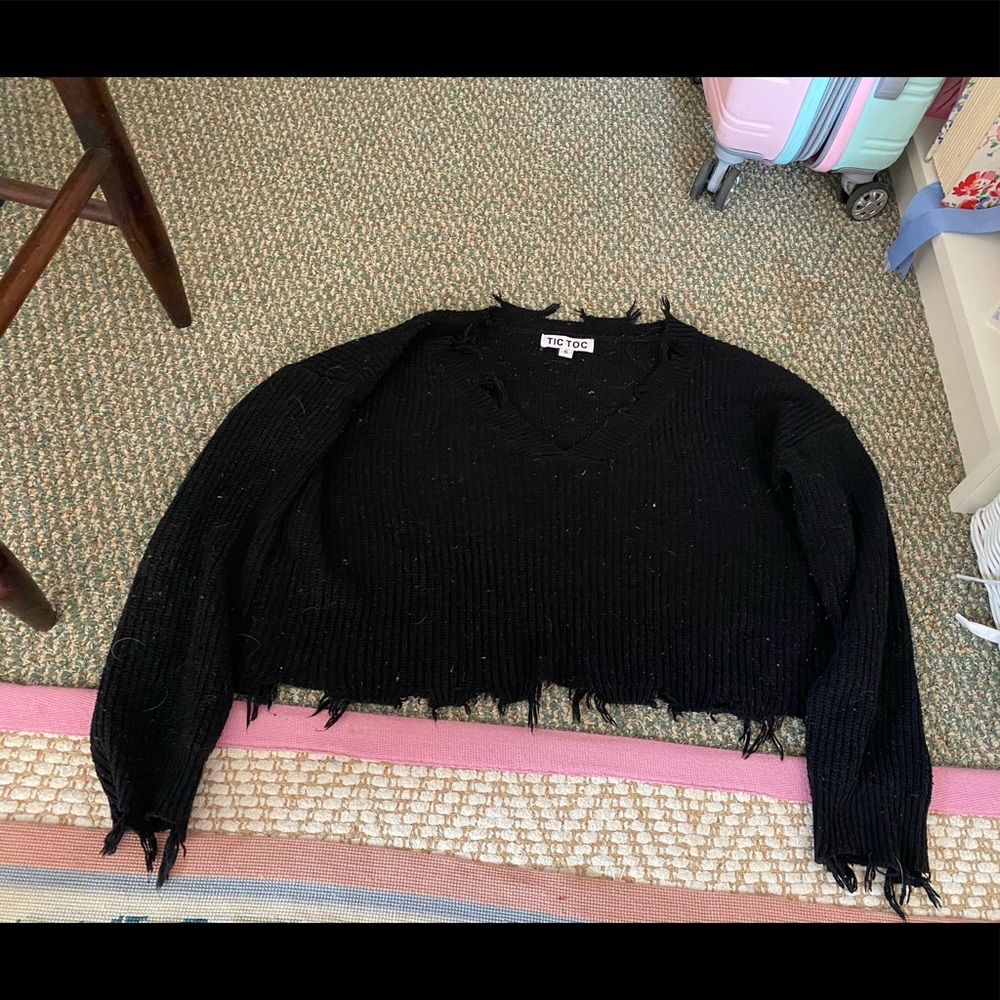 Black crop sweater